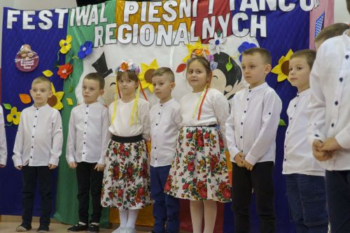 Festiwal Pieśni i Tańców Regionalnych w PM4