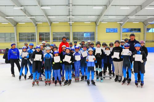 Wizyta Ministra Sportu i Turystyki na giżyckim lodowisku