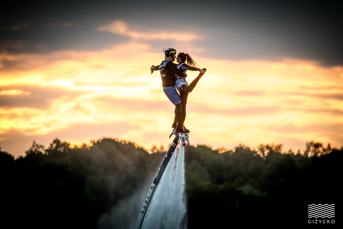 Pokaz flyboard podczas Giżycko Air Show Prolog